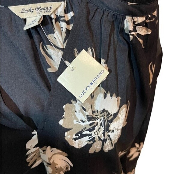 NWT Lucky Brand Floral Peasant Top - Size 1X - Picture 9 of 14